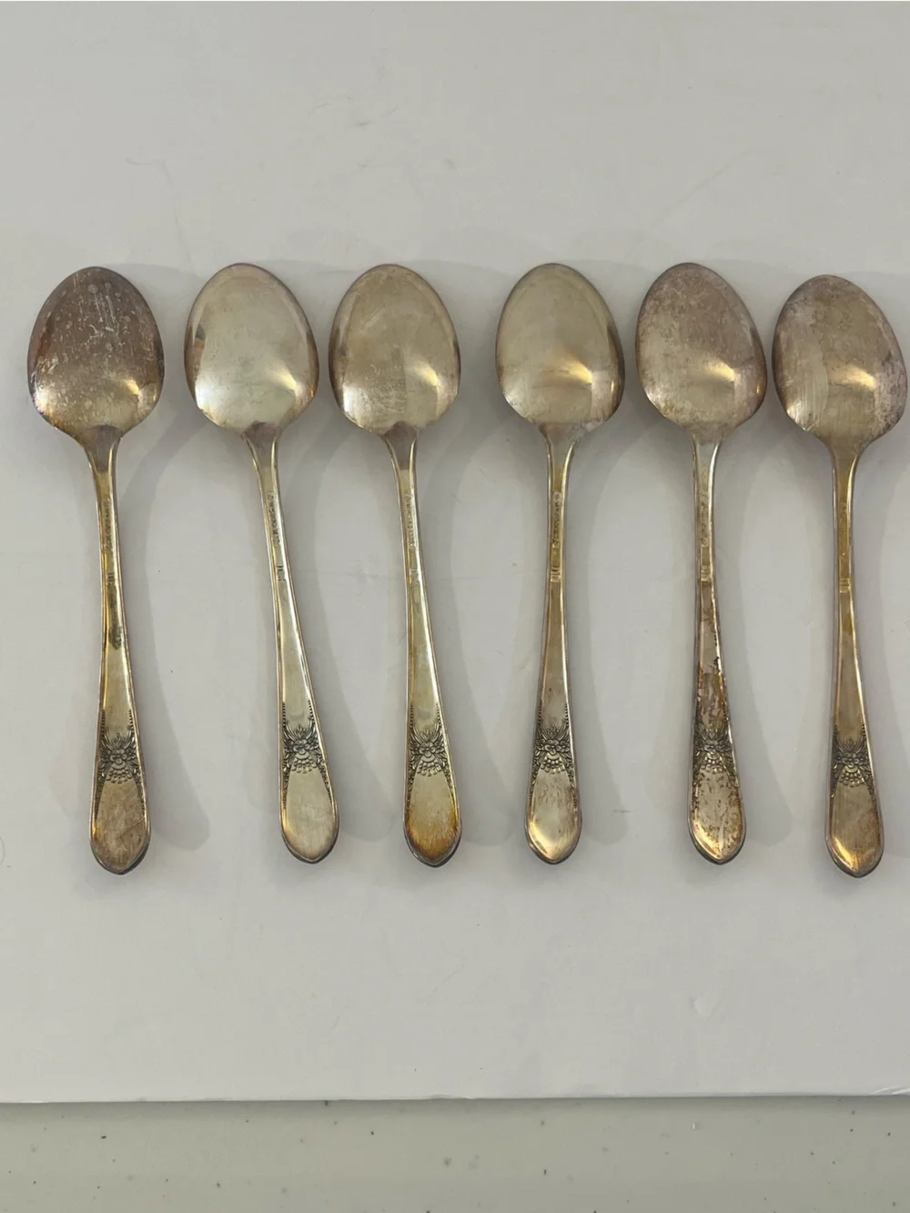 Wm Rogers IS Silver-plated Flatware Set 20 Pieces 1940 Beloved w/Guarantee Paper